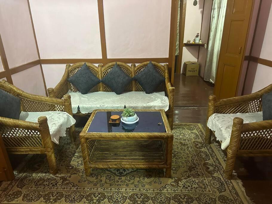 Heritage House Shillong Esterno foto
